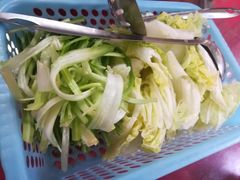 -香猪美食(中心店)