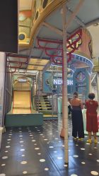-奈尔宝·国风主题儿童乐园·亲子餐厅(豫园商城店)