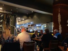 等位被安排去二楼-The Meat & Wine Co Southbank(南岸店)