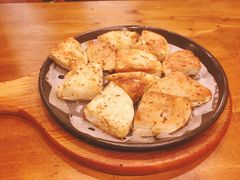 料理烤特色火烧-老东镇啤酒屋海鲜加工·蒸汽海鲜·海鲜烧烤(台东店)