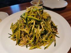 -六泰居·尔滨地标·东北菜(松北店)