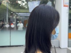-首脑美发沙龙
