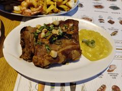 -Tapa Tapa