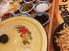 -牛小嫩串串火锅(老国贸总店)