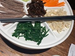 鸡丝凉米线-云海肴·汽锅鸡·云南菜(美罗城店)