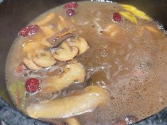 -蘑界·野生菌火锅(深业上城店)