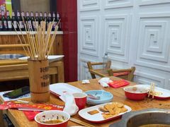 -袁记串串香(泉水轻轨站店)