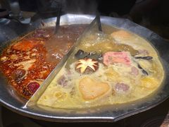 -湊湊火锅·茶憩(杭州湖滨银泰in77店)