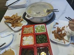 -清真·马坡烧烤涮牛肚·酸浆火锅(新区总店)
