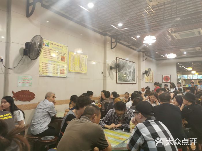 顺记冰室(宝华路店)大堂图片