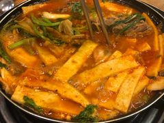 -喇喇排骨火锅·传统韩式脊骨汤(望京西园总店)