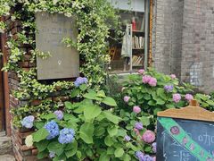 -边渡咖啡烘焙店(昙华林店)
