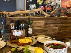 -Common Table · Brunch & Coffee