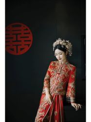 点击看大图 -Renee芮亦婚纱