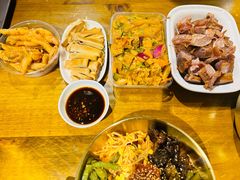 -聚合鑫东北熏酱熟食麻辣面(长阳店)