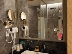 -雅好花园酒店(横岗地铁站店)