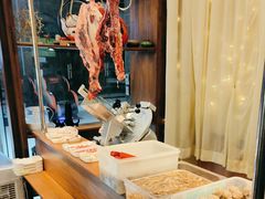 -天成·潮州牛肉脆肉鱼生蚝自助火锅