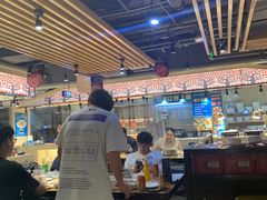 大堂-蒙肥羊·酸汤潮牛·鲜牛肉火锅烤肉自助(岗顶店)