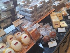 -皇冠幸福里动物奶油生日蛋糕(万达店)