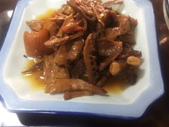 -临街徽菜馆·正宗黄山味
