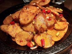 -九锅一堂酸菜鱼(新南凯德直营店)