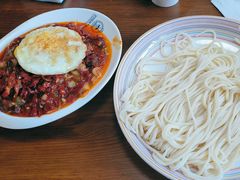 -歹歹的加个面过油肉拌面