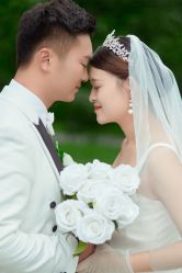 -芭莎视觉婚纱摄影(花溪店)