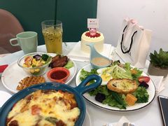 -丽莎沙拉轻食餐厅(国贸店)