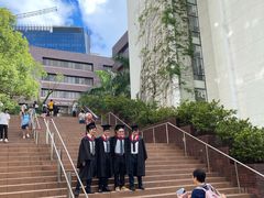 -香港大学
