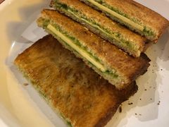 咖椰吐司-HELLO 27 意面·沙拉·帕尼尼