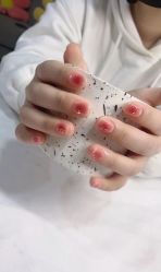 -媄甲诗美甲美睫