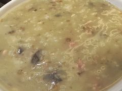 皮蛋瘦肉粥-台北楚楚园馅饼粥(虹桥南丰城店)
