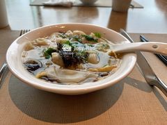-上海佘山世茂艾美酒店
