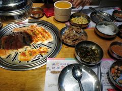 -老炉家木炭烤肉(长江国际店)