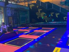 -潮尚蹦蹦床主题公园(韦曲店)
