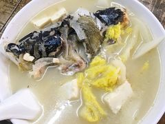 鱼头豆腐汤-阳江河堤老牌曾记美食