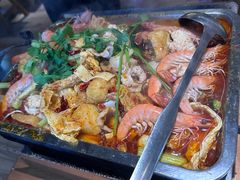 招牌鲜鱼杂锅-后街佬·炭火鲜鱼杂(33小镇店)