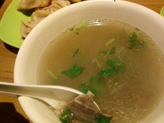 -锅贴王小吃(南大街店)