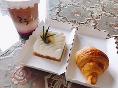 酸奶芝士蛋糕-25#COFFEE(古地石店)