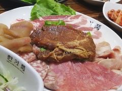 猪肉拼盘-韩一品韩国料理(柏庐南路店)