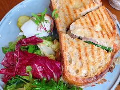 超级牛肉帕尼尼-O'mills Sourdough Bakery&Bistro(永嘉路店)