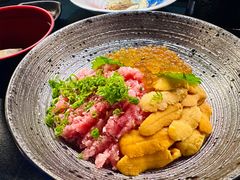 三色海鲜丼饭-Sushi Hanzo半藏(天环广场店)
