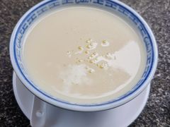 香滑凤凰奶-周大娘牛乳(旧寨古村总店)
