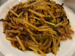 鱼香肉丝-老浒记民俗酒楼(王府井店)