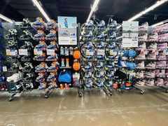 -迪卡侬(顺峰山店)