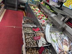 -方国老头包子·39年威海本地老字号•小船海鲜疙瘩汤