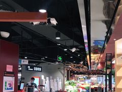 -中百仓储超市有限公司(越秀星汇维港店)