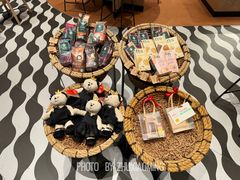 -星巴克臻选(莘庄仲盛店)