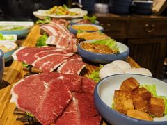 -明洞阿姨·韩式酱蟹烤肉·创意料理(三元桥店)