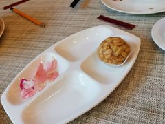 香炸松子酥-潮府馆·非遗潮州菜·世纪公园(新国际博览中心店)